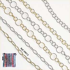 Metal gold oval shape chain w.brilliant effect Made in Italy