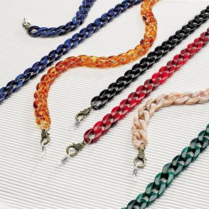 Airport set of 6 acetate chains with microfibre pouch