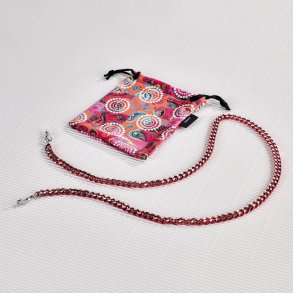 Airport aluminium red chain w. microfibre pouch