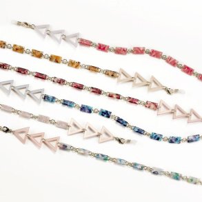 Airport series 6 triangle acetate chains + microfiber case